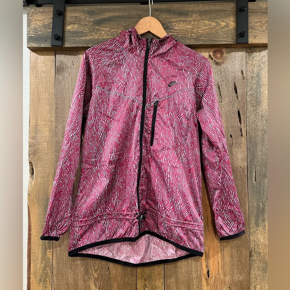 Nike Windrunner Jacket with Hood in Purple and Mint Zebra